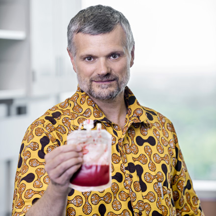 Dr Michel Duval - Chef du Service d’hématologie-oncologie et chercheur